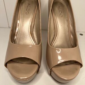 Aldo Beige 5” Heel 1.5” lift size 41 EU or 10 CA pump